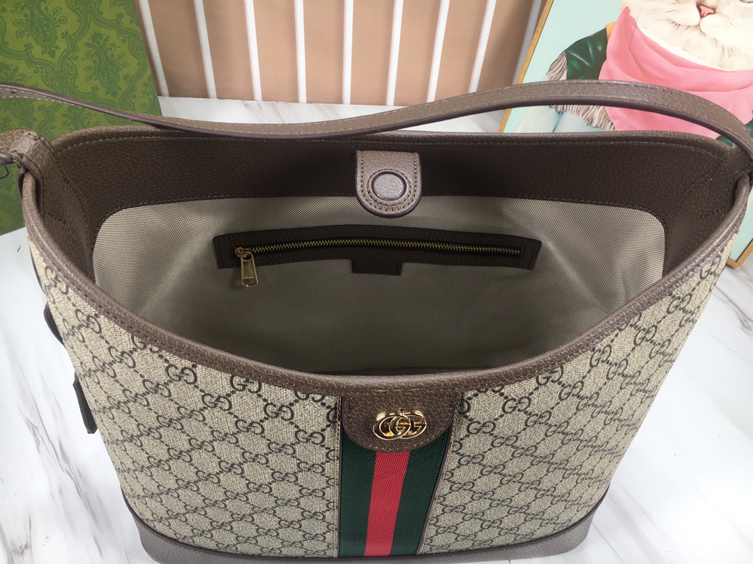 Gucci Shopping Bags